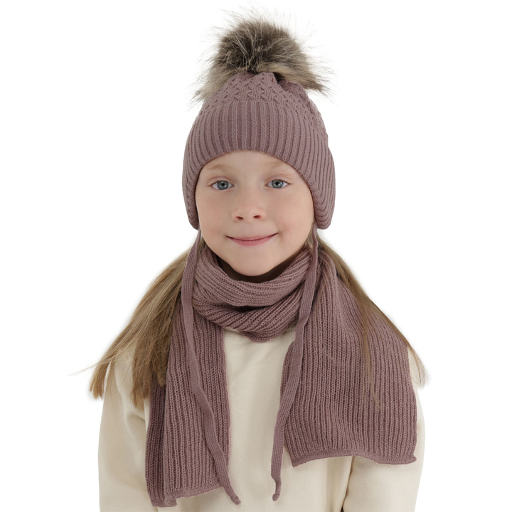 Meisjes winter set muts en sjaal, paars, met garen pompon, met bindkoorden, Zelta