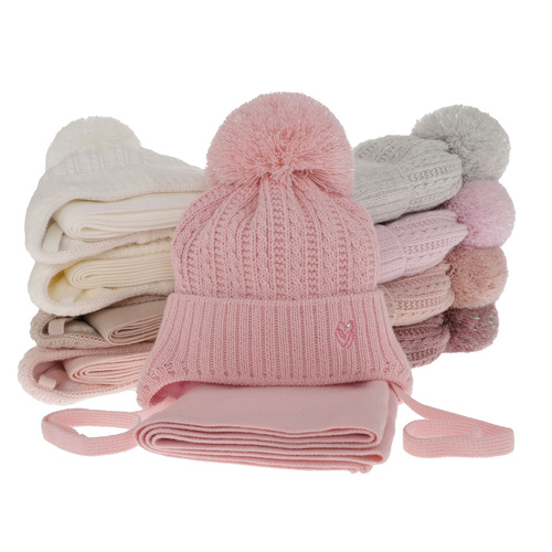 Meisjes winter set muts en sjaal, wit, met garen pompon, met bindkoorden, Marisa