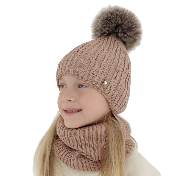 Meisjes winter set muts en buissjaal, beige, met merinowol, met garen pompon, met bindkoorden, Muanda