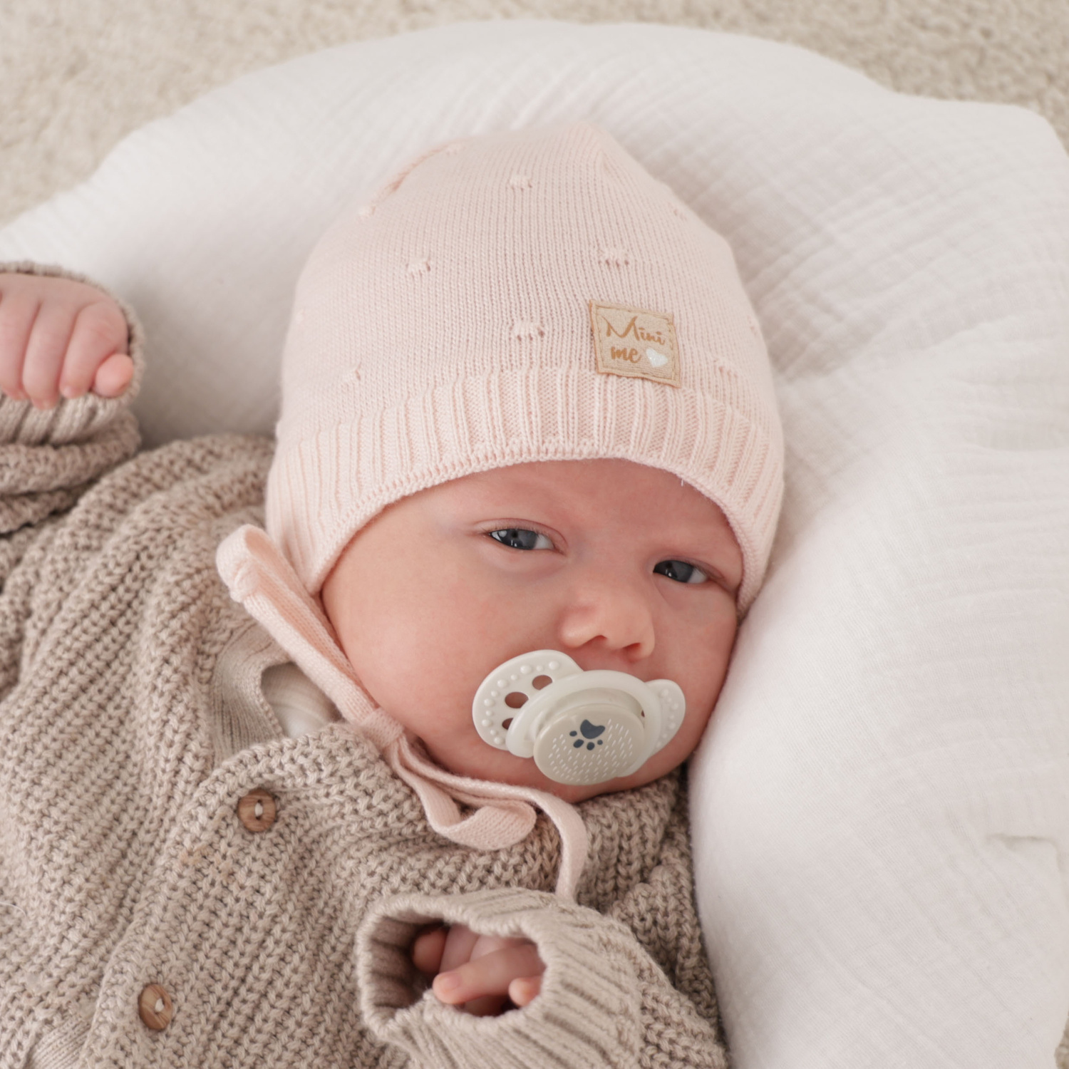 Meisjes herfst/lente muts, roze, met bindkoorden, Celine