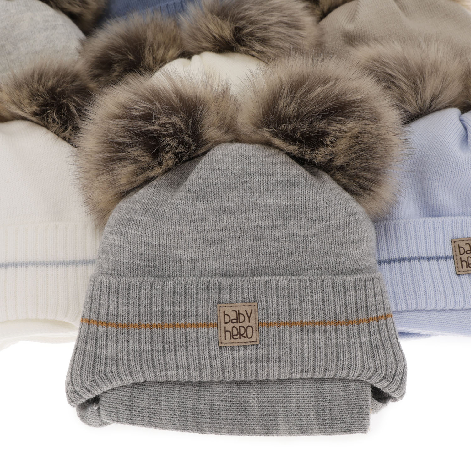 Jongens winter set, lichtblauw, met twee pompons, met bindkoorden, Melon