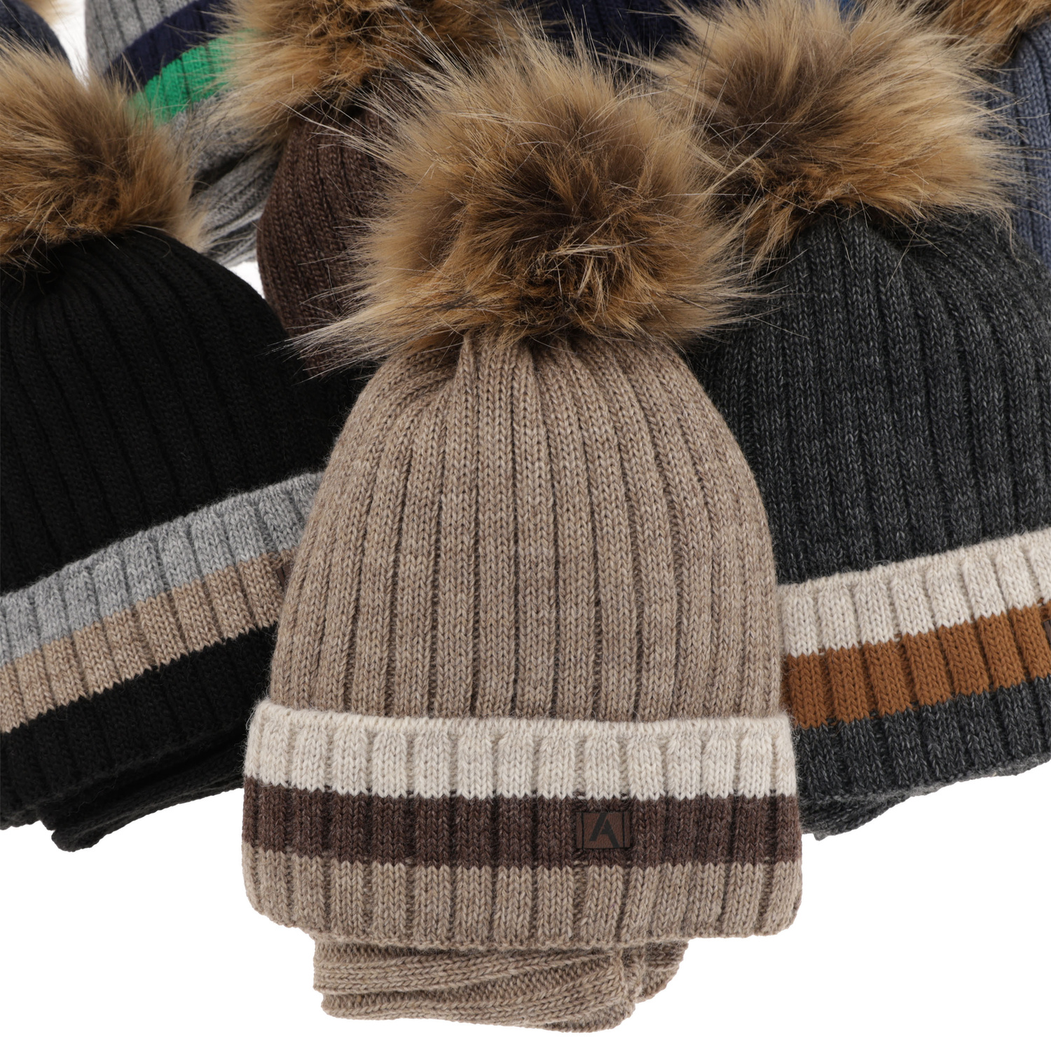 Jongens winter set, zwart, met garen pompon, gevoerd met katoen, Beno