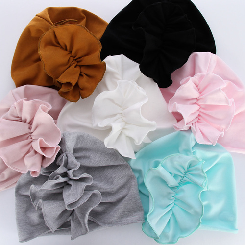 Meisjes herfst/lente muts, creme, katoenen, met decoratieve plooien, Werka