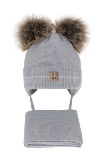 Jongens winter set, lichtblauw, met twee pompons, met bindkoorden, Melon