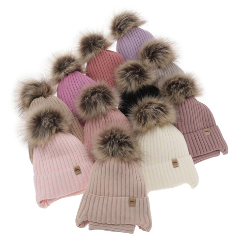 Meisjes winter set muts en sjaal, roze, met garen pompon, met bindkoorden, Louisa