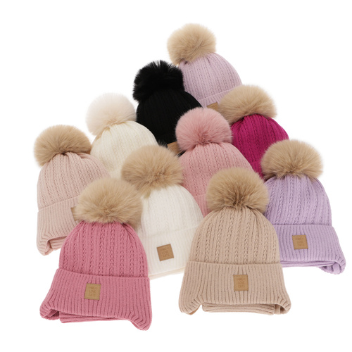 Meisjes winter set, roze, met garen pompon, Betty