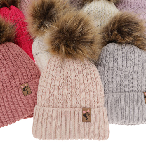 Meisjes winter set, zwart, met garen pompon, Larina