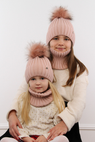 Meisjes winter set muts en buissjaal, zwart, met garen pompon, Wilma